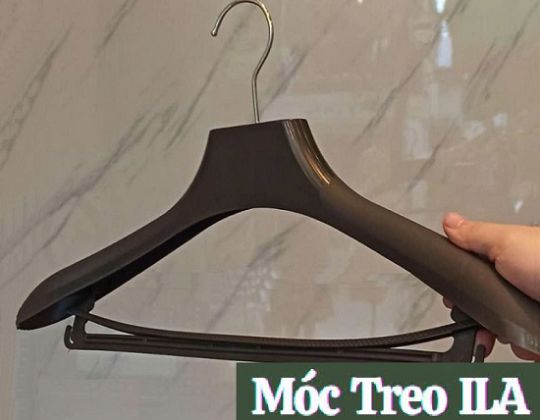 Móc Nhựa Treo Bộ Vest AND+2A